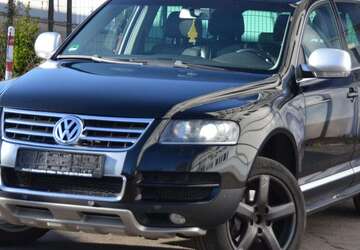 VW Touareg 299.890 km 5.990 &euro; Düsseldorf 40599
