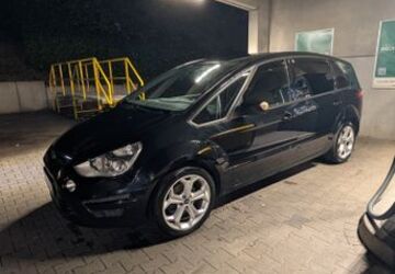 Ford S-Max 185.000 km 8.290 &euro; Wuppertal 42287