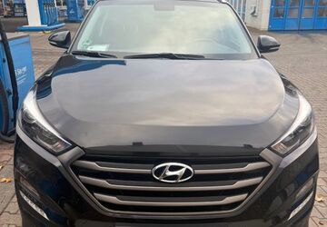 Hyundai TUCSON 71.000 km 13.390 &euro; Köln 50668
