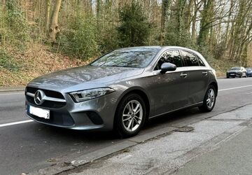 Mercedes-Benz A 180 79.854 km 21.700 &euro; Wuppertal 42117