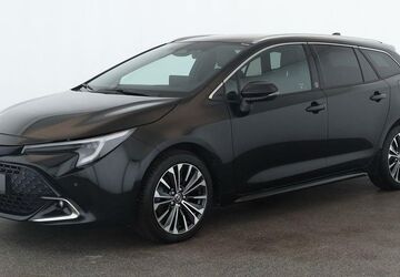 Toyota Corolla 40.900 km 27.184 &euro; Düsseldorf 40233