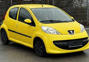 Peugeot 107 130.452 km 3.999 &euro; Wuppertal 42389