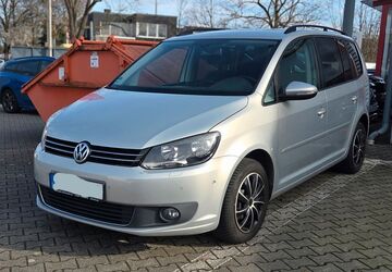 VW Touran 205.203 km 6.799 &euro; Monheim 40789