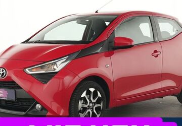Toyota Aygo (X) 18.121 km 10.655 &euro; Neuss 41460