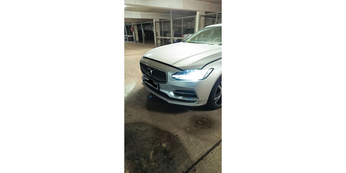 Volvo S90 175.500 km 22.500 &euro; Köln 51109