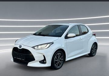 Toyota Yaris 22.610 km 21.990 &euro; Köln 51149