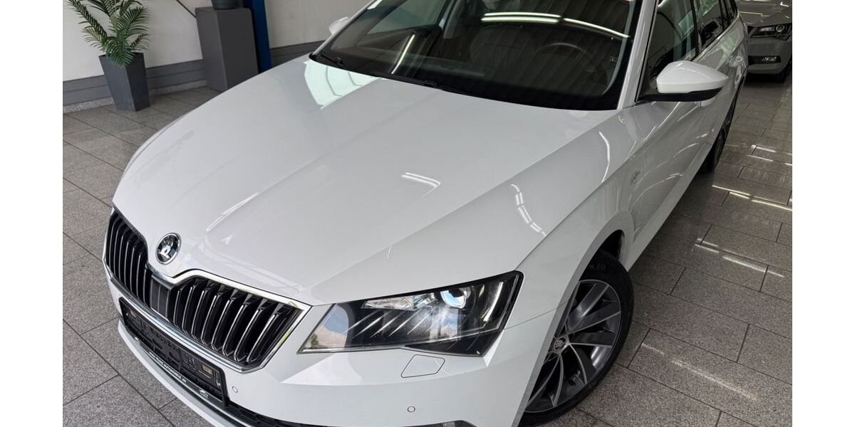 Skoda Superb 152.612 km 16.990 &euro; Köln 50829
