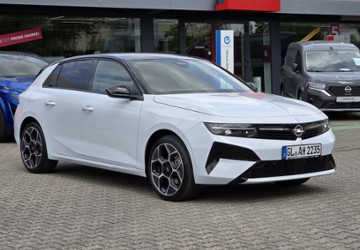 Opel Astra 4.876 km 29.950 &euro; Wermelskirchen 42929