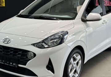 Hyundai i10 51.000 km 10.849 &euro; Pulheim 50259