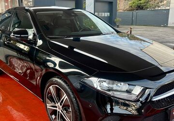 Mercedes-Benz A 250 30.259 km 26.990 &euro; Düsseldorf 40589