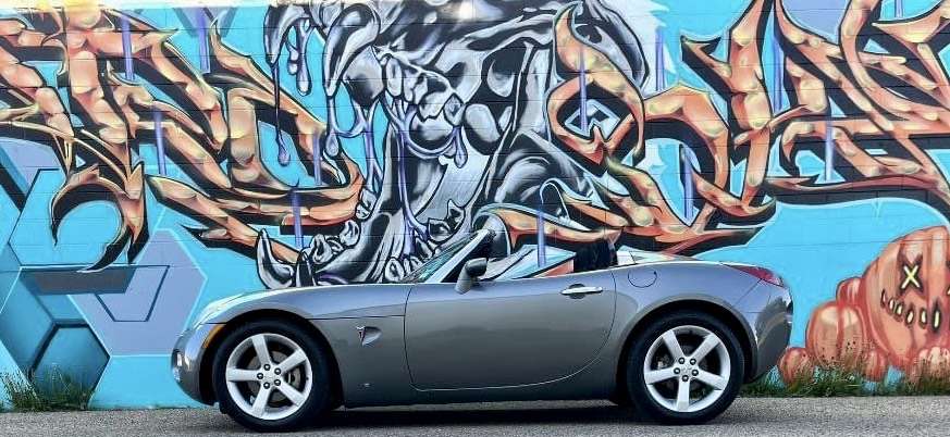 Pontiac Solstice 76.500 km 11.800 &euro; Köln 50968