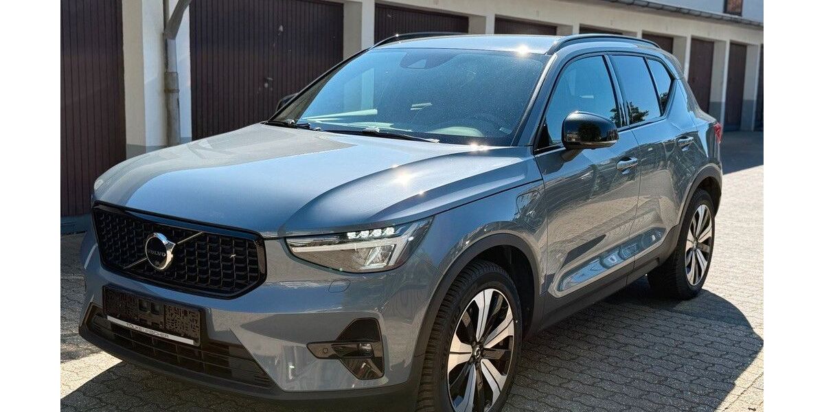 Volvo XC40 100.000 km 24.940 &euro; Düsseldorf 40468
