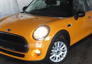 Mini One D KLIMAAUTOMATIK PDC SITZHEIZUNG WINTERREIFEN 122.875 km 8.904 &euro; Köln 50858