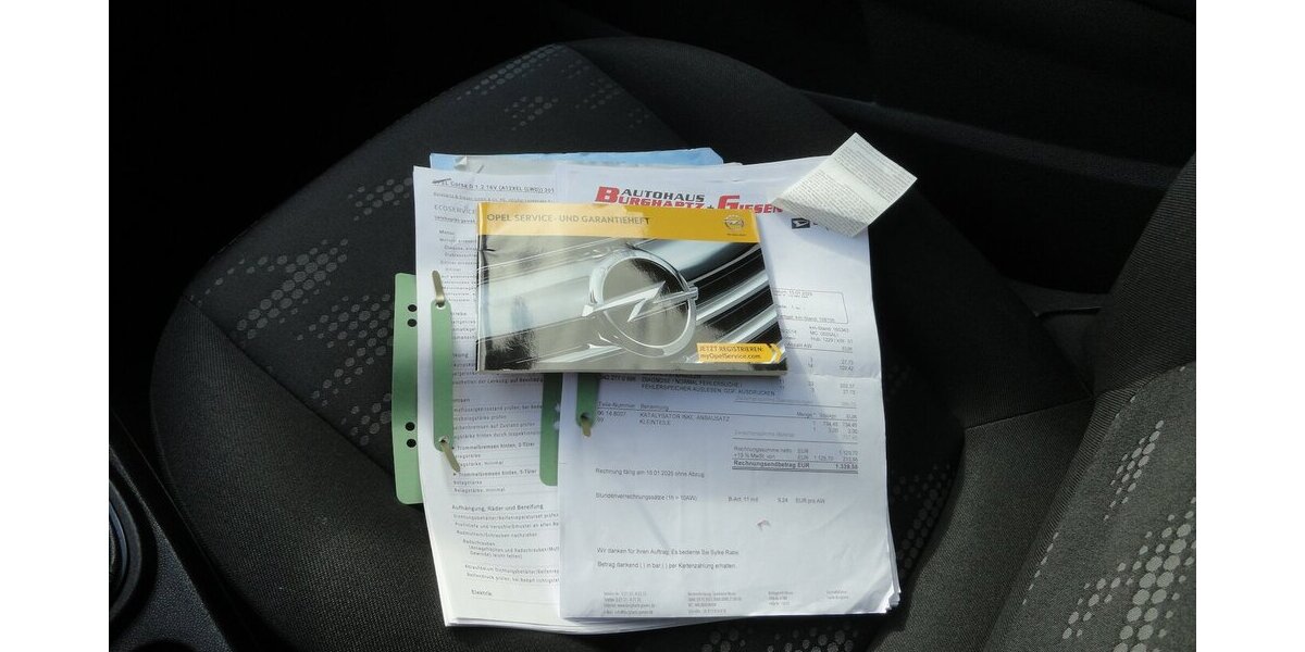 Opel Corsa Selection Klima Kette+TÜV neu S.heft 179.000 km 3.790 &euro; Neuss 41462