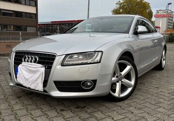 Audi A5 120.000 km 15.890 &euro; Köln 50667