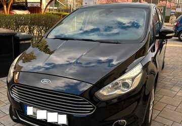 Ford S-Max 232.664 km 8.900 &euro; Köln 51065