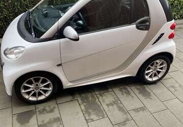 Smart forTwo 132.000 km 4.790 &euro; Mettmann 40822