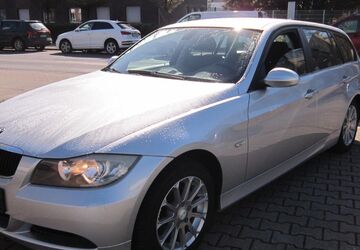 BMW 320 82.100 km 4.990 &euro; Köln 51105