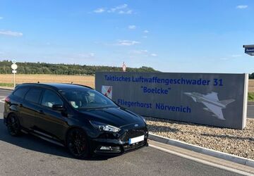 Ford Focus 84.000 km 17.200 &euro; Köln 50672