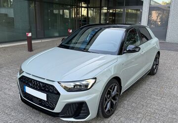 Audi A1 13.500 km 29.900 &euro; Solingen 42651