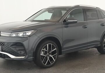 VW Tiguan 12.200 km 47.884 &euro; Neuss 41464