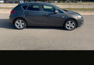 Opel Astra 76.000 km 9.700 &euro; Köln 51067