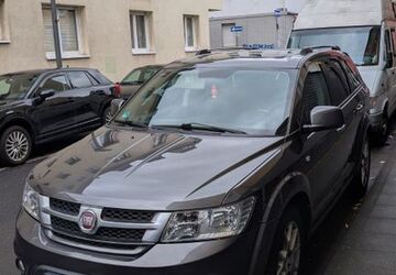 Fiat Freemont 156.000 km 10.999 &euro; Köln 51105