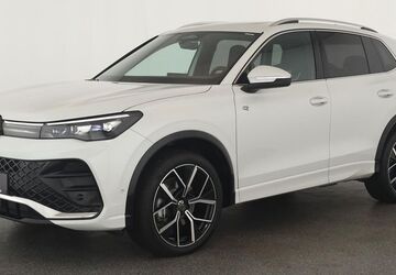 VW Tiguan 16.100 km 43.084 &euro; Düsseldorf 40233
