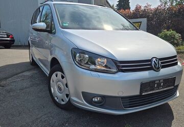VW Touran 105.700 km 8.390 &euro; Remscheid 42859