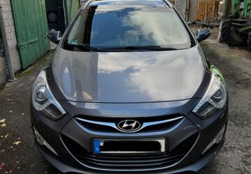 Hyundai i40 147.300 km 9.100 &euro; Köln 50999