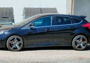 Ford Focus 109.000 km 10.999 &euro; Solingen 42651