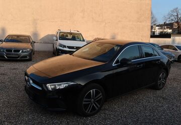 Mercedes-Benz A 250 71.641 km 22.850 &euro; Solingen 42653