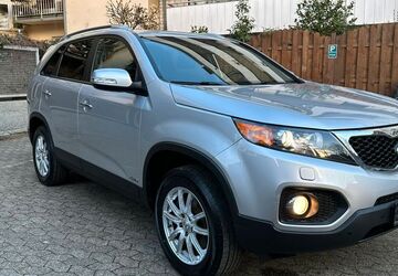 Kia Sorento 215.597 km 7.200 &euro; Düsseldorf 40627