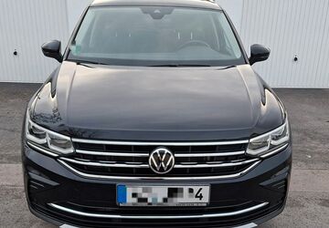 VW Tiguan 92.000 km 25.950 &euro; Düsseldorf 40227