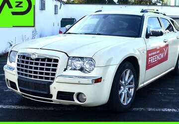 Chrysler 300C 296.566 km 5.980 &euro; Düsseldorf 40229