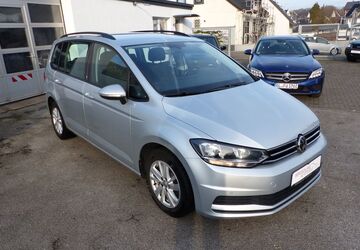 VW Touran 87.000 km 21.950 &euro; Solingen 42699