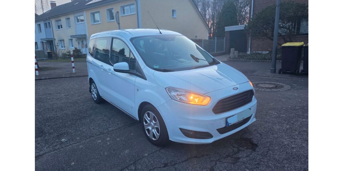Ford Tourneo Courier 152.250 km 6.700 &euro; Bergisch Gladbach 51469