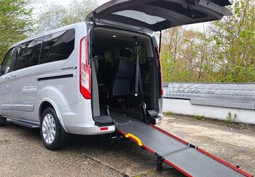 Ford Tourneo Custom 18.300 km 48.950 &euro; Solingen 42657