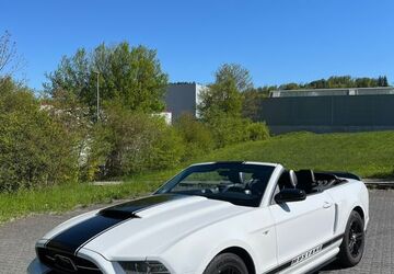 Ford Mustang 120.000 km 16.900 &euro; Halver 58553