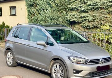 VW Golf Sportsvan 106.000 km 15.900 &euro; Solingen 42659