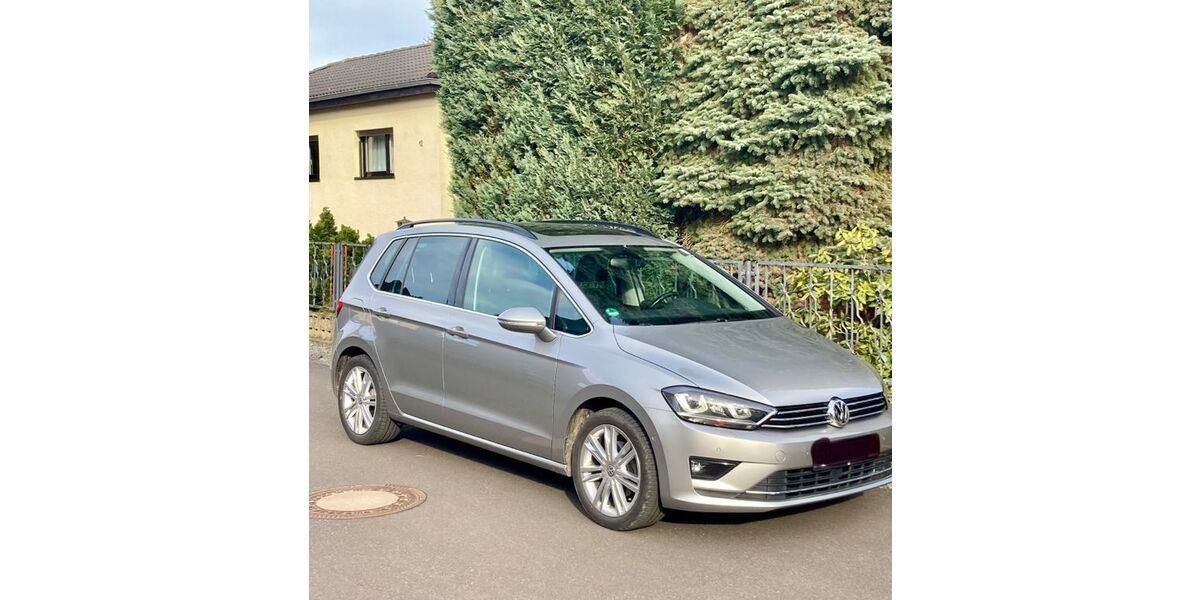 VW Golf Sportsvan 106.000 km 15.900 &euro; Solingen 42659