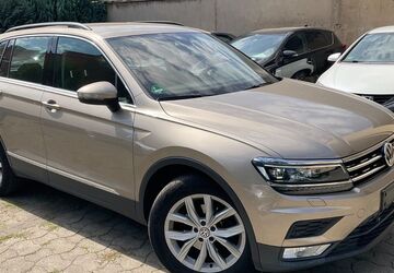 VW Tiguan 112.574 km 16.790 &euro; Solingen 42719