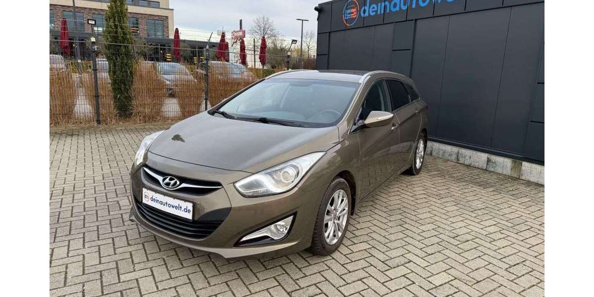 Hyundai i40 98.000 km 8.500 &euro; Dormagen 41540