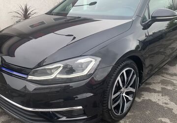 VW Golf 107.400 km 14.790 &euro; Düsseldorf 40231