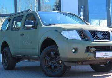 Nissan Pathfinder 180.071 km 13.900 &euro; Neuss 41469