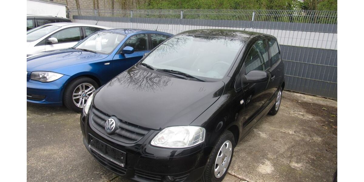VW Fox 122.000 km 2.990 &euro; Leverkusen 51371
