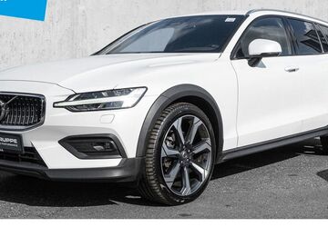 Volvo V60 Cross Country 24.501 km 37.850 &euro; Düsseldorf 40474