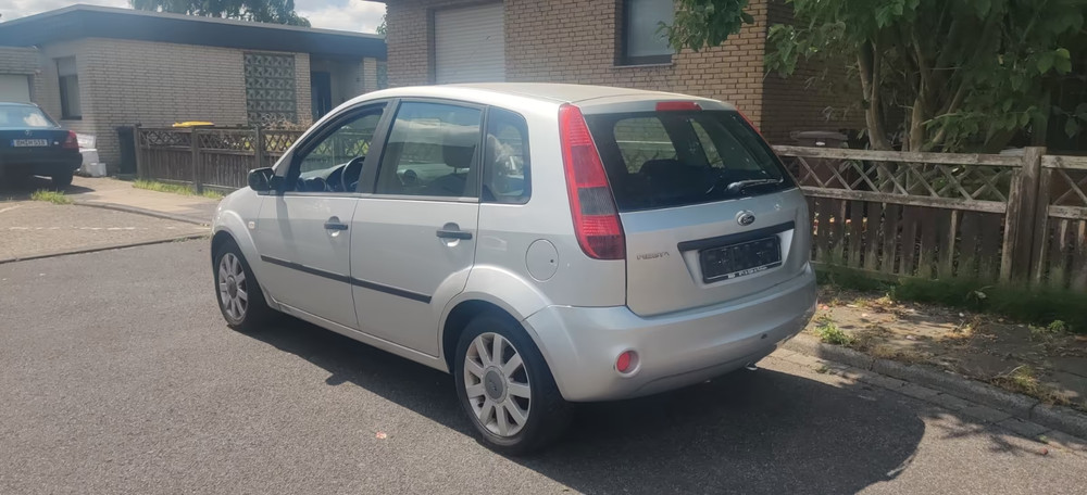 Ford Fiesta V 243.250 km 1.200 &euro; Pulheim 50259
