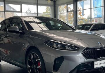 BMW 120 5.388 km 38.490 &euro; Langenfeld 40764