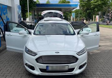 Ford Mondeo 222.000 km 9.149 &euro; Düsseldorf 40595